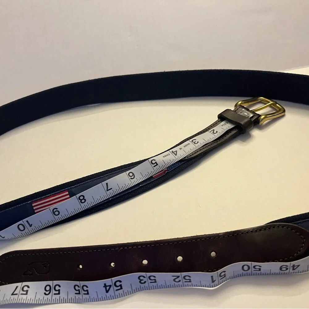 Vineyard Vines Men’s American Flag Canvas Solid Brass Buckle Club Leather Belt